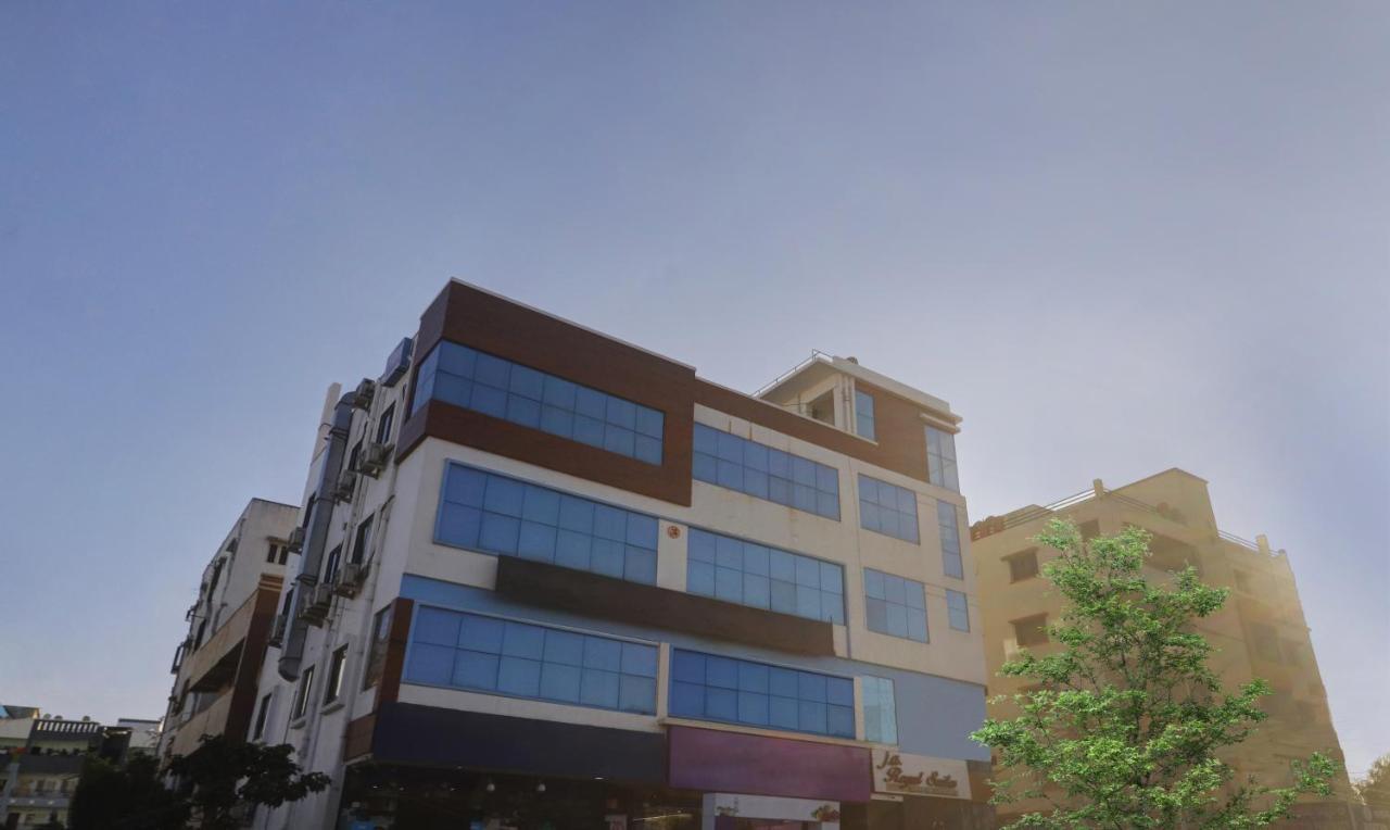 Itsy Hotels J A Royal Suites Manikonda Hyderabad Exterior photo