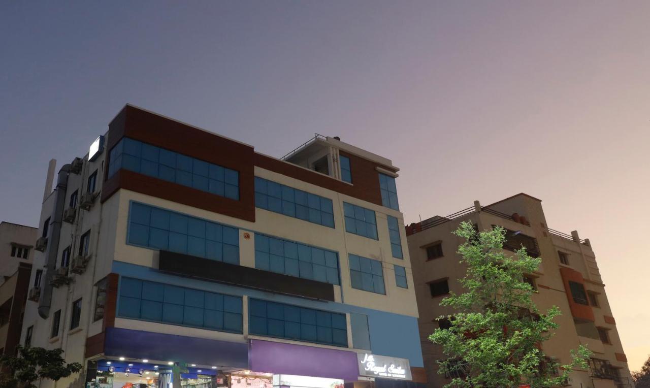 Itsy Hotels J A Royal Suites Manikonda Hyderabad Exterior photo